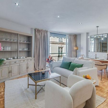 Cervantes Luxury Apartment Malaga Luaran gambar