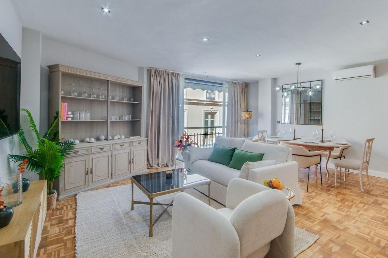 Cervantes Luxury Apartment Malaga Luaran gambar